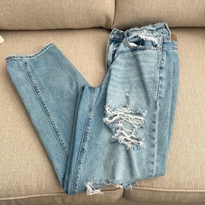 American eagle 90’s fit jeans